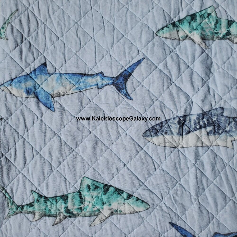 6pc Shark Bedding ~ Twin Quilt ~ Sheets ~ Throw Pillow ~ Sham Jaws Sharks NEW